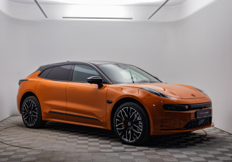 Подержанный автомобиль Zeekr 001 2023 года (3 фото)