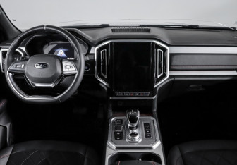 Подержанный автомобиль JAC T9 2025 года (12 фото)