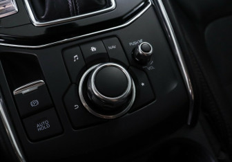 Подержанный автомобиль Mazda CX-5 2018 года (16 фото)