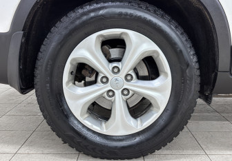 Подержанный автомобиль Kia Sorento 2014 года (9 фото)