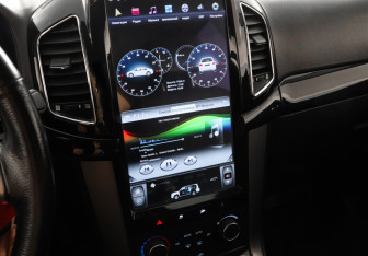 Подержанный автомобиль Chevrolet Captiva 2013 года (13 фото)