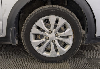 Подержанный автомобиль Kia Rio Hatchback 2021 года (11 фото)