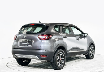Подержанный автомобиль Renault Kaptur 2018 года (5 фото)