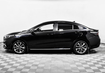 Подержанный автомобиль Omoda S5 2023 года (8 фото)