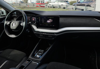 Подержанный автомобиль Skoda Octavia Liftback 2020 года (9 фото)