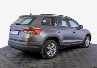 Подержанный автомобиль Skoda Kodiaq 2019 года (5 фото)