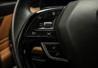 Подержанный автомобиль Changan CS95 2023 года (11 фото)