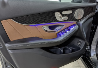 Подержанный автомобиль Mercedes-Benz GLC Coupe 2021 года (19 фото)