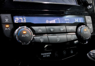 Подержанный автомобиль Nissan Qashqai 2014 года (25 фото)