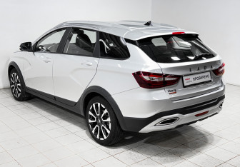 Подержанный автомобиль LADA (ВАЗ) Vesta Wagon 2024 года (7 фото)