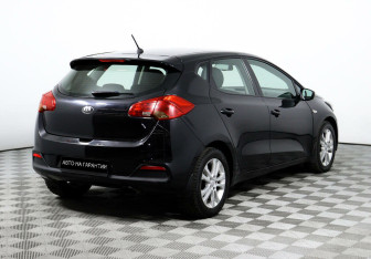 Подержанный автомобиль Kia Ceed Hatchback 2014 года (5 фото)