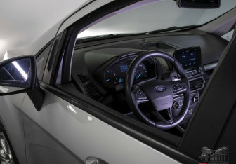 Подержанный автомобиль Ford EcoSport 2018 года (7 фото)