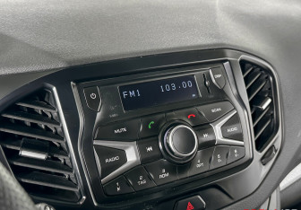 Подержанный автомобиль LADA (ВАЗ) Vesta Sedan 2016 года (15 фото)