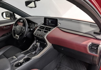 Подержанный автомобиль Lexus NX 2021 года (15 фото)
