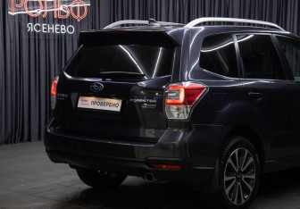 Подержанный автомобиль Subaru Forester Suv 2017 года (23 фото)