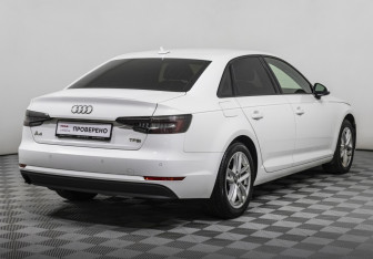 Подержанный автомобиль Audi A4 Sedan 2018 года (5 фото)