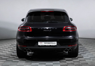 Подержанный автомобиль Porsche Macan 2014 года (6 фото)