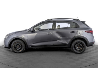 Подержанный автомобиль Kia Rio Hatchback 2021 года (8 фото)