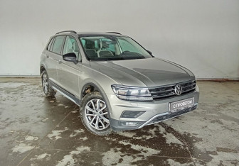 Подержанный автомобиль Volkswagen Tiguan 2020 года (3 фото)