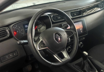 Подержанный автомобиль Renault Arkana 2019 года (12 фото)