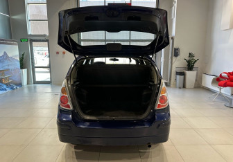 Подержанный автомобиль Suzuki Liana Wagon 2005 года (7 фото)