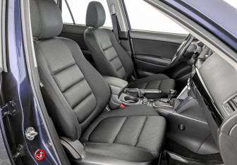 Подержанный автомобиль Mazda CX-5 2013 года (23 фото)