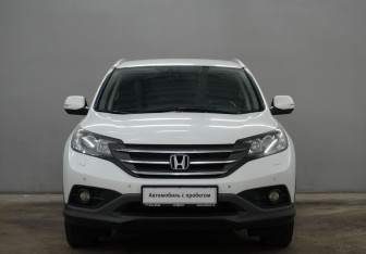 Подержанный автомобиль Honda CR-V 2013 года (2 фото)