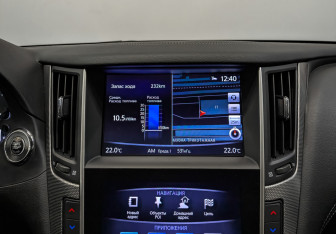 Подержанный автомобиль Infiniti Q50 2017 года (15 фото)