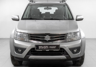 Подержанный автомобиль Suzuki Grand Vitara 2014 года (2 фото)