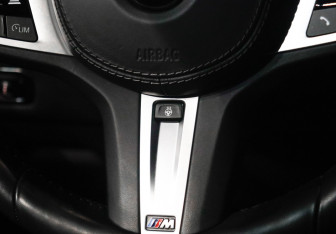 Подержанный автомобиль BMW X6 2020 года (25 фото)