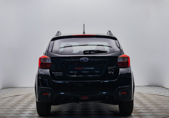 Подержанный автомобиль Subaru XV 2013 года (4 фото)