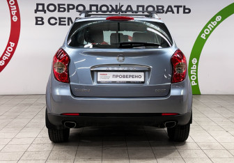 Подержанный автомобиль SsangYong Actyon 2012 года (5 фото)