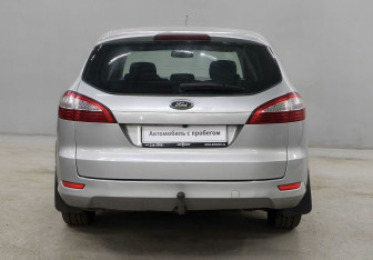 Подержанный автомобиль Ford Mondeo Wagon 2007 года (6 фото)