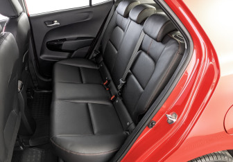 Подержанный автомобиль Kia Picanto 2022 года (18 фото)