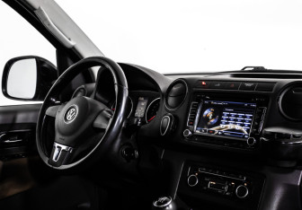 Подержанный автомобиль Volkswagen Amarok 2010 года (9 фото)