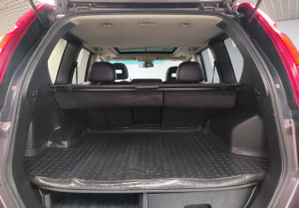 Подержанный автомобиль Nissan X-Trail 2007 года (12 фото)