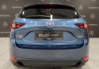Подержанный автомобиль Mazda CX-5 2020 года (6 фото)