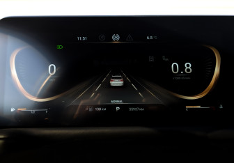 Подержанный автомобиль Exeed TXL 2023 года (13 фото)