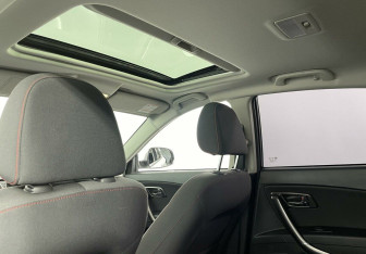 Подержанный автомобиль FAW Besturn X80 2018 года (9 фото)