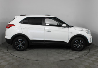 Подержанный автомобиль Hyundai Creta 2016 года (4 фото)