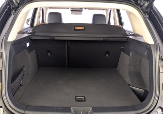 Подержанный автомобиль FAW Bestune T99 2023 года (9 фото)