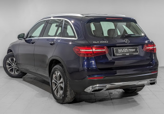 Подержанный автомобиль Mercedes-Benz GLC Coupe 2018 года (7 фото)