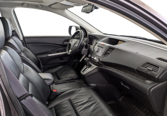Подержанный автомобиль Honda CR-V 2013 года (13 фото)