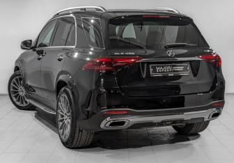 Подержанный автомобиль Mercedes-Benz GLE 2023 года (7 фото)