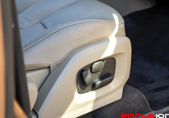 Подержанный автомобиль Land Rover Range Rover Evoque 2014 года (17 фото)