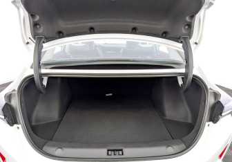 Новый DongFeng Shine Max 2023 (8 фото)