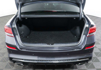 Подержанный автомобиль Kia Optima Sedan 2019 года (27 фото)