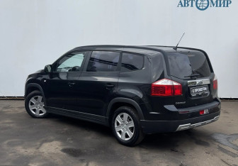 Подержанный автомобиль Chevrolet Orlando 2013 года (7 фото)