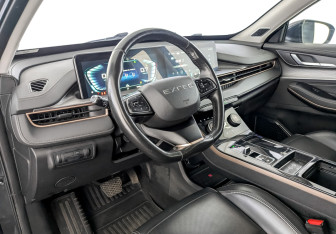 Подержанный автомобиль Exeed LX 2022 года (16 фото)