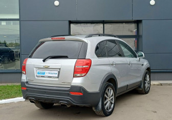 Подержанный автомобиль Chevrolet Captiva 2014 года (5 фото)